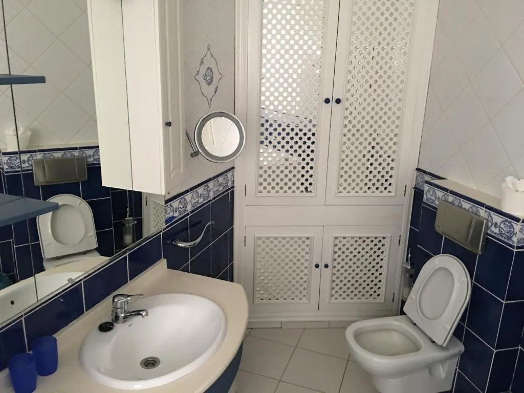 Apartamentos Parque Carolina Costa Del Silencio